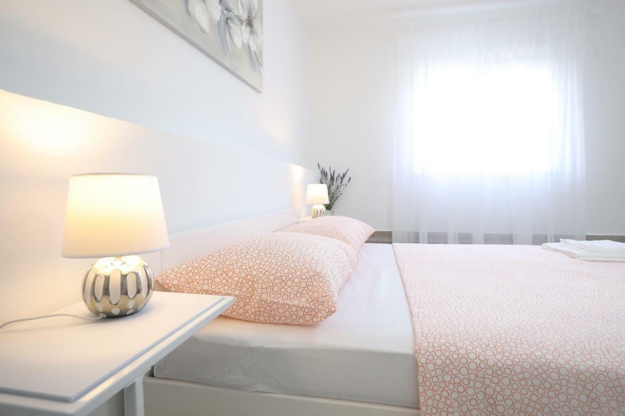 Apartmani Neva, Pridraga 외부 사진