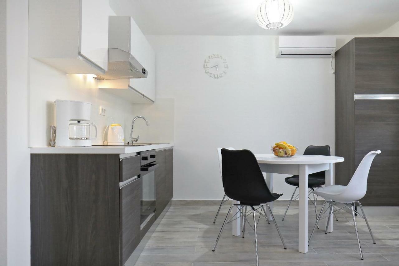 Apartmani Neva, Pridraga 외부 사진